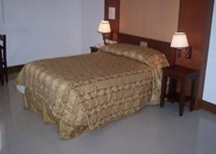 Cherry Blossoms Hotel 3*